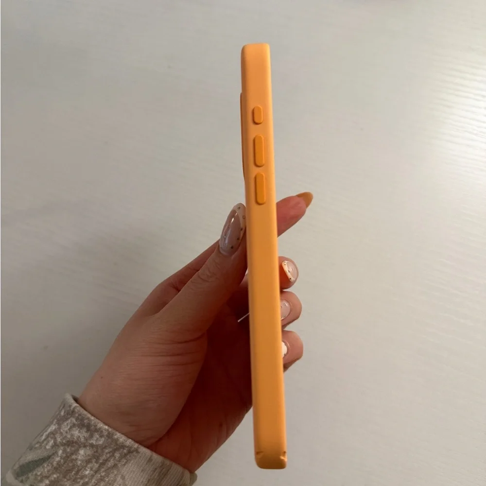 Apple Silicone iPhone 17 Pro Max Case